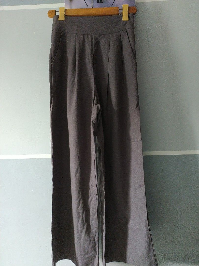 Slacks gray size 26 (Category: Jeans) located in Manila. Submitted by timtam04 (Listing ID 1462691756, Image 1). Description: buy1take1.
