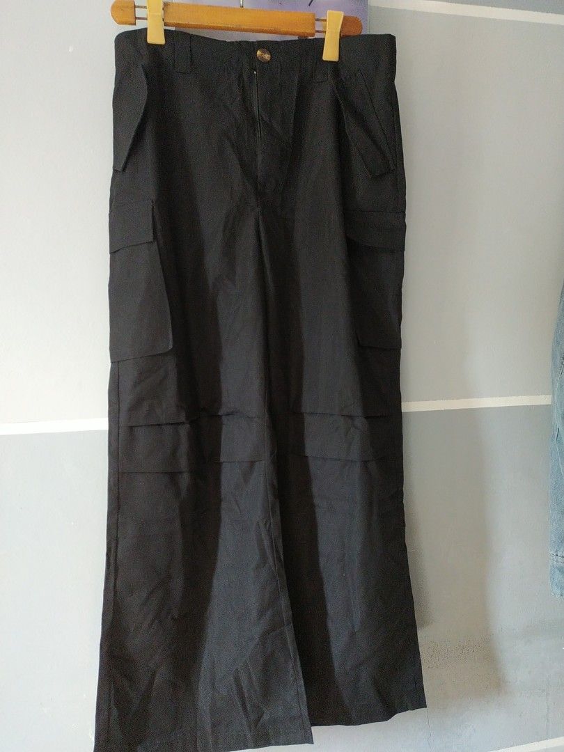 Slacks size 36 (Category: Jeans) located in Manila. Submitted by timtam04 (Listing ID 1462682956, Image 1). Description: in buy1take1.
