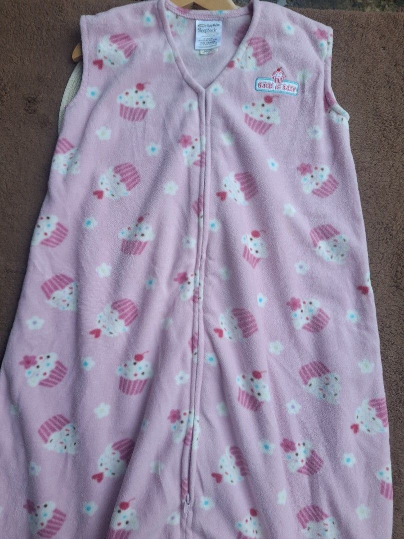 Sleepsack Early Age 18-24m (Category: Babies & Kids Fashion) located in Quezon City. Submitted by theentreprenurse (Listing ID 1462703877, Image 1). Description: 𝘼𝙐𝙏𝙊 𝙋𝘼𝙎𝙎 𝙏𝙊 𝙇𝙊𝙒 𝘽𝘼𝙇𝙇𝙀𝙍𝙎 📣 ʙʀᴀɴᴅ: Halo ꜱɪᴢᴇ: 18-24m ᴍᴏᴘ: ɢᴄᴀꜱʜ ꜱʜɪᴘᴘɪɴɢ 🛒 (NO RUSH. I'm a working momma :) ) ▪︎ꜰʟᴀꜱʜ ᴇxᴘʀᴇꜱꜱ | J&T ▪︎ʟᴀʟᴀᴍᴏᴠᴇ|ɢʀᴀʙ ~ 𝚃𝚑𝚎𝚜𝚎 𝚌𝚕𝚘𝚝𝚑𝚎𝚜 𝚊𝚛𝚎 𝚊𝚕𝚛𝚎𝚊𝚍𝚢 𝚠𝚊𝚜𝚑𝚎𝚍. 𝙺𝚒𝚗𝚍𝚕𝚢 𝚖𝚊𝚗𝚊𝚐𝚎 𝚢𝚘𝚞𝚛 𝚎𝚡𝚙𝚎𝚌𝚝𝚊𝚝𝚒𝚘