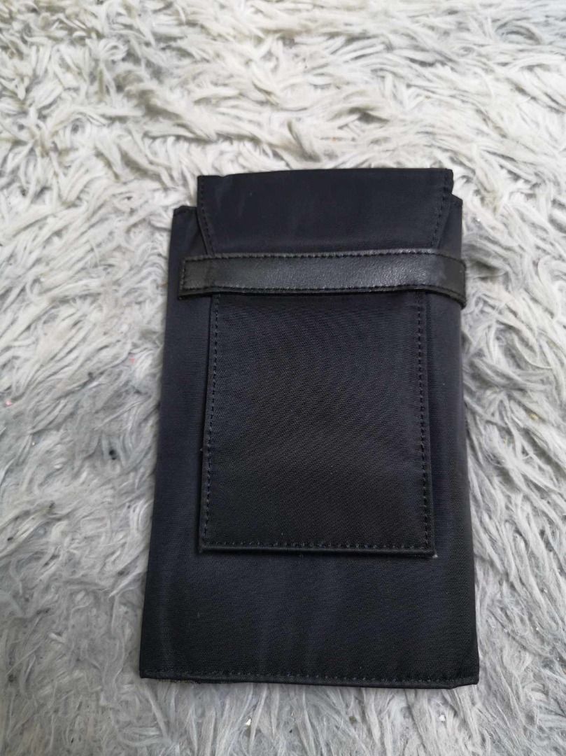 Slim Case With Fold Over Flap Card Holder (Category: Wallets & Card Holders) located in Santa Cruz. Submitted by jmy_surplus.2 (Listing ID 1462685201, Image 2). Description: Size ; L - 5.3 W - 8 Color ; Black Type ; Card Holder Brand ; No brand Material ; Nylon Style ; Black Card Holder LR 129 JMY 5 Batch #222.