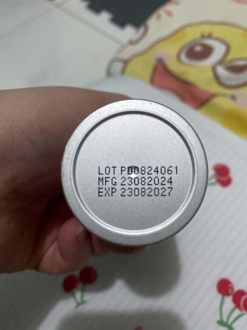 SNAILWHITE Double 2X Boosting Brightening Serum (Category: Face Care) located in Cavite. Submitted by alyzamdrd (Listing ID 1462829165, Image 2). Description: - Snailwhite Double 2X Boosting Brightening Serum - Brightens skin tone - Fades dark spots and blemishes - Minimizes the appearance of pores - Key Ingredients: Vitamin C, Niacinamide, Hyaluronic Acid - Manufacturing Date: 23/08/2024 - Expiry Date: 23/08/2027 - Perfect addition to your daily