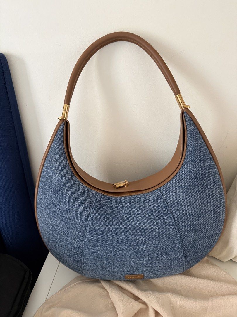 Songmont Large Luna Bag (Category: Shoulder Bags) located in Caloocan City. Submitted by moodyfinds (Listing ID 1461857015, Image 1). Description: Brand new Never used Comes with original packaging Discontinued denim color .