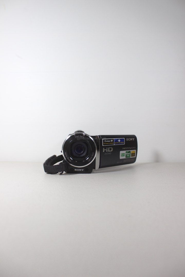 Sony Handycam HDR-CX115 HD Camcorder (Category: Video Cameras) located in Tarlac. Submitted by thecouclub (Listing ID 1462813749, Image 3). Description: Sony Handycam HDR-CX115 HD Camcorder READY TO USE! 𝙁𝙀𝘼𝙏𝙐𝙍𝙀𝙎 Optical Zoom: 25x Extended Zoom: 30x Digital Zoom: 300x Screen Size: 2.7 in Connectivity: USB / HDMI / AV Recording Definition: Full HD 1080/60i Media Storage Type: Memory Stick PRO Duo, SD/SDHC/SDXC Card Video Codec: AVCHD Audio