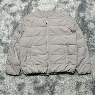 (Category: ) located in . Submitted by winterclothes.ph (Listing ID 1462683804, Image 1). Description: .