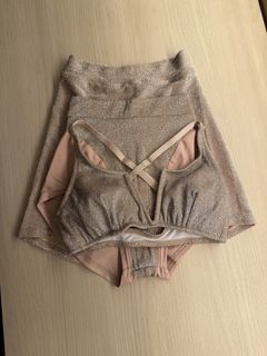 （分類：）位於 。 由 ytwongah 提交（商品編號 1462869465，圖片 1）。簡介： 。