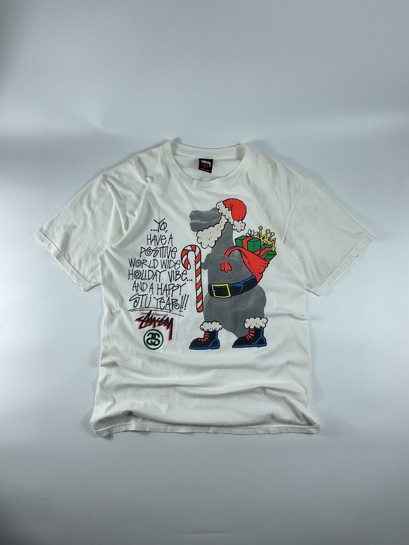 Stussy - Christmas Edition 2009 (Category: Activewear) located in Mabalacat. Submitted by seanthep (Listing ID 1462761250, Image 1). Description: Stussy - Christmas Edition 2009 Width: 21” Length: 28” Still in very pristine condition / No pinholes & crack prints.