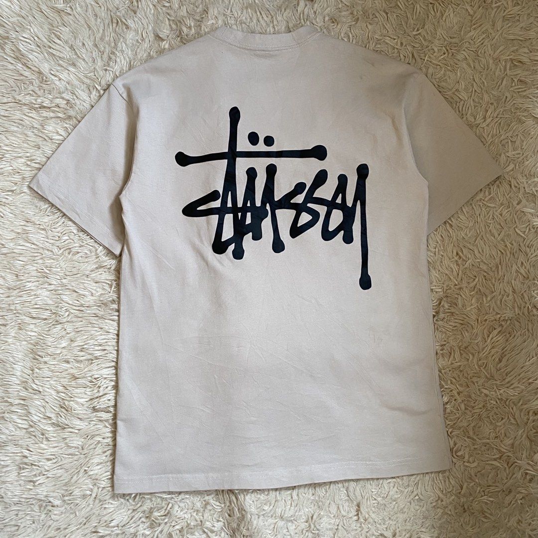 Stussy Basic Logo Beige (Category: Tshirts & Polo Shirts ) located in Cebu City. Submitted by stevenkylegil (Listing ID 1462755984, Image 3). Description: Stussy Basic Logo Beige Dimension: 18 width / 25 length Color rate: 10/10 Excellent condition - No issue Message me📩.