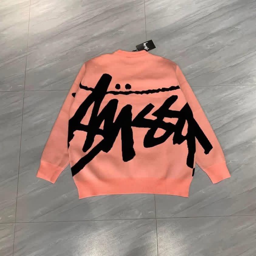 Stussy Crewneck (Category: Coats, Jackets and Outerwear) located in Pasig City. Submitted by paymelikelandlord (Listing ID 1462753441, Image 2). Description: SALE ONLY STUSSY CREWNECK / sweatshirts .