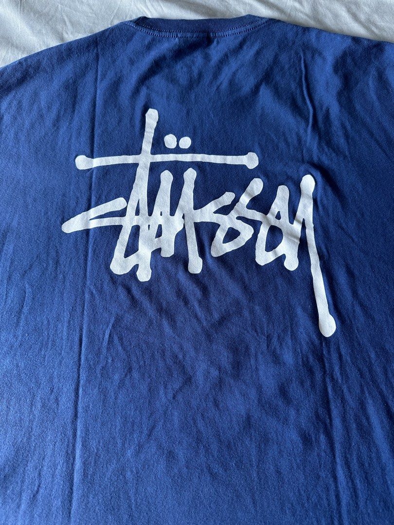 Stussy Tshirt (Category: Tshirts & Polo Shirts ) located in Manila. Submitted by specsphmnl (Listing ID 1462763451, Image 2). Description: Basic Stussy Tshirt Large (22.5x30 inches) 100% Original In very good condition (2x used only) Personal used not thrifted ₱2,500 Meet up Location: -Don Carlos Palanca St., Legaspi Village, Makati Shipping: Grab or Lalamove (buyer will shoulder shipping fee).