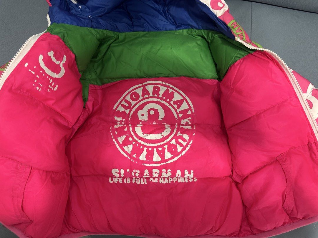 SUGARMAN 兒童羽絨褸 外套 （分類：嬰兒及小童流行時尚）位於 Hong Kong。 由 sweetsweetcandy 提交（商品編號 1462850716，圖片 3）。簡介： 淨係入面圖案洗既時候花咗 唔影響外觀 適合2-4歲。