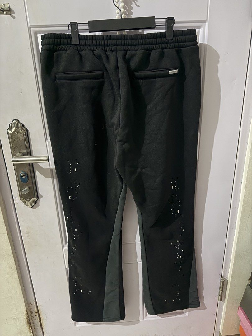 SUMWON Sweatpants #1 (Category: Joggers) located in Las Pinas. Submitted by sellerkjb (Listing ID 1462861699, Image 3). Description: BRAND NEW XL 36-44”.