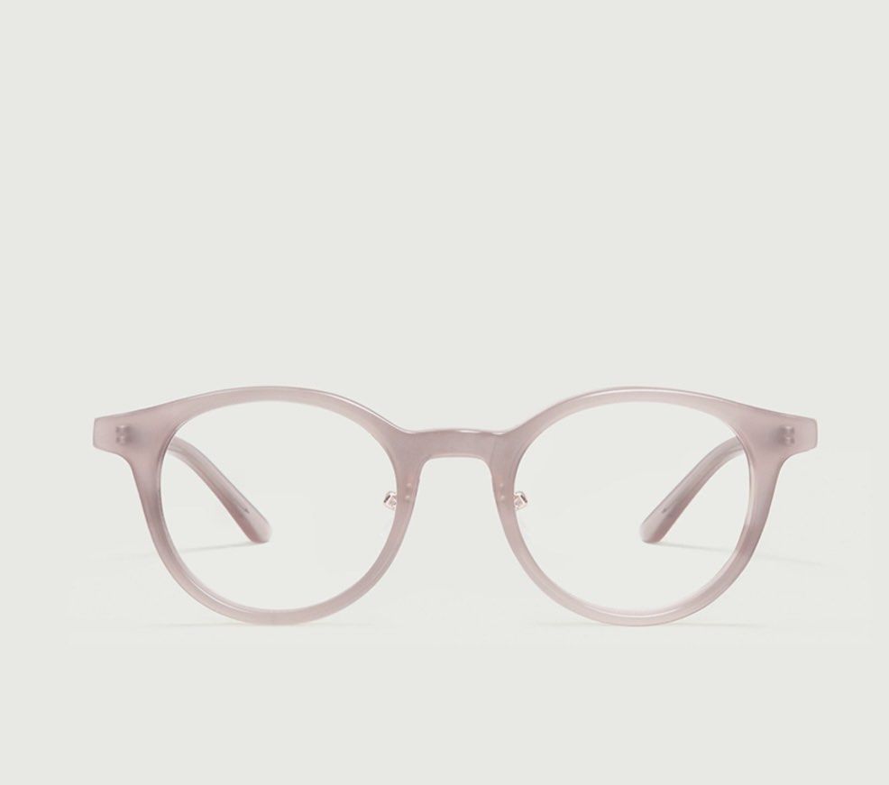 Sunnies Caine Honey (Category: Sunglasses & Eyewear) located in La Trinidad. Submitted by caicai1926 (Listing ID 1462682262, Image 3). Description: graded with a 50 prescription - Colorway: NE-Honey - Frame Style: Round - Includes: Original case - Condition: Great for everyday wear or as a fashion statement - Reason for Selling: Got a new pair - Feel free to ask questions! .