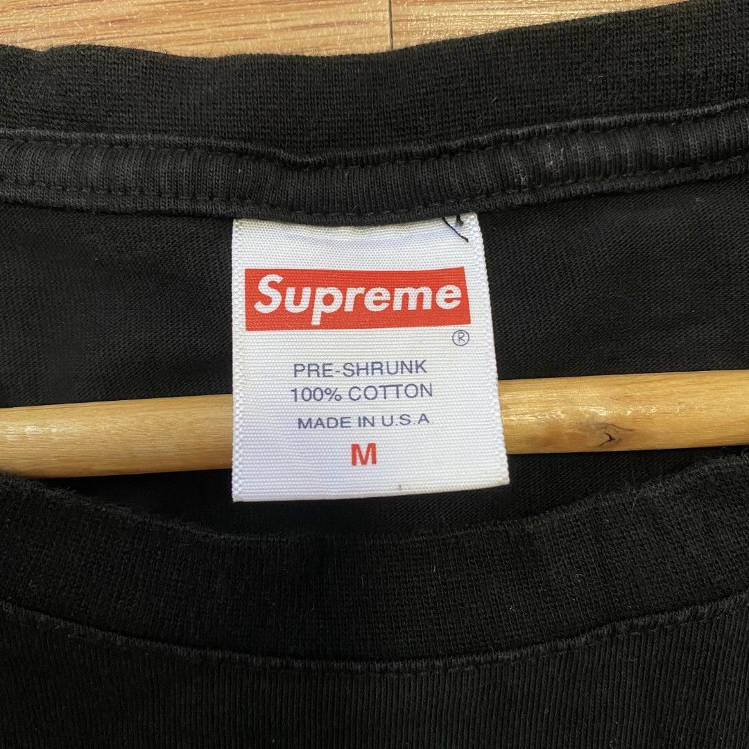 Supreme box logo (Category: Formal Shirts) located in Bislig. Submitted by jeloy_13 (Listing ID 1462844220, Image 3). Description: Dimes 20x27 Good as new No issue.