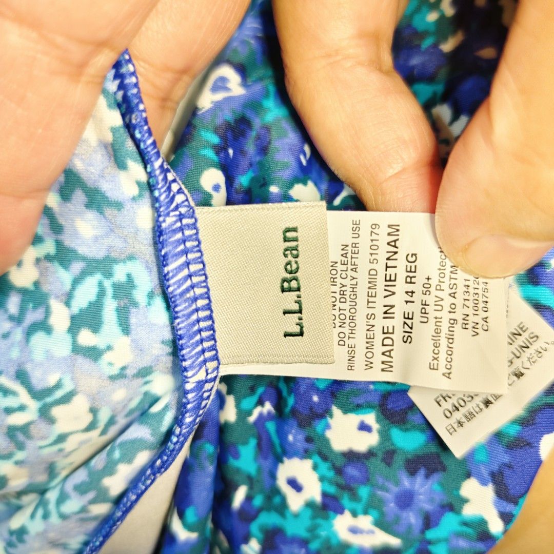 Swimsuit Top (Category: Bikinis & Swimsuits) located in Bacoor. Submitted by sayd17 (Listing ID 1462758305, Image 3). Description: .