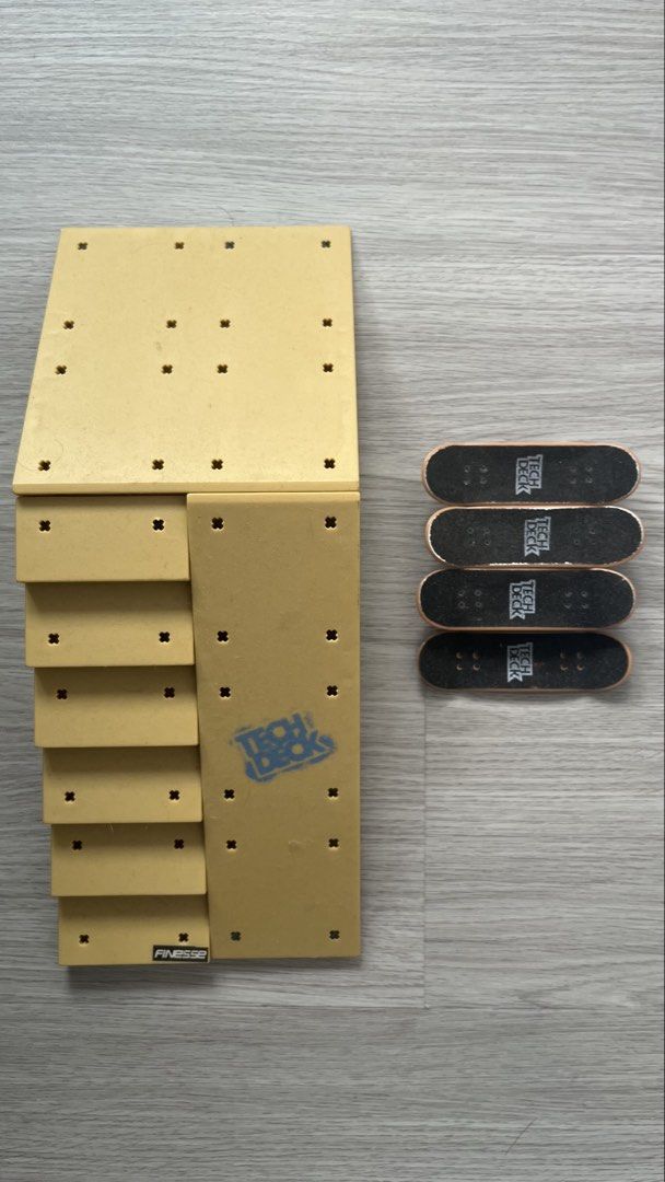 tech deck (Category: Action & Battle Toys) located in Singapore. Submitted by doubleoh5 (Listing ID 1462747511, Image 1). Description: .