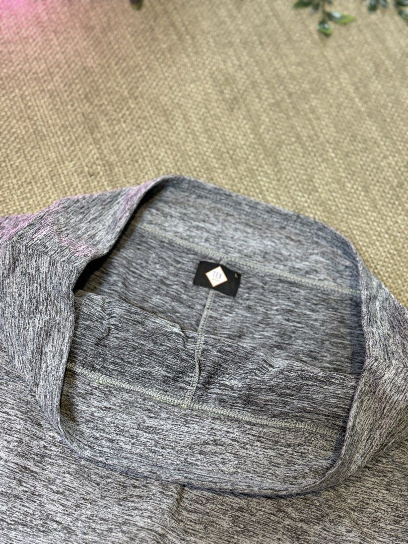 Tex Sport SP103 (Category: Activewear) located in Naga. Submitted by ubi04 (Listing ID 1462702905, Image 3). Description: .