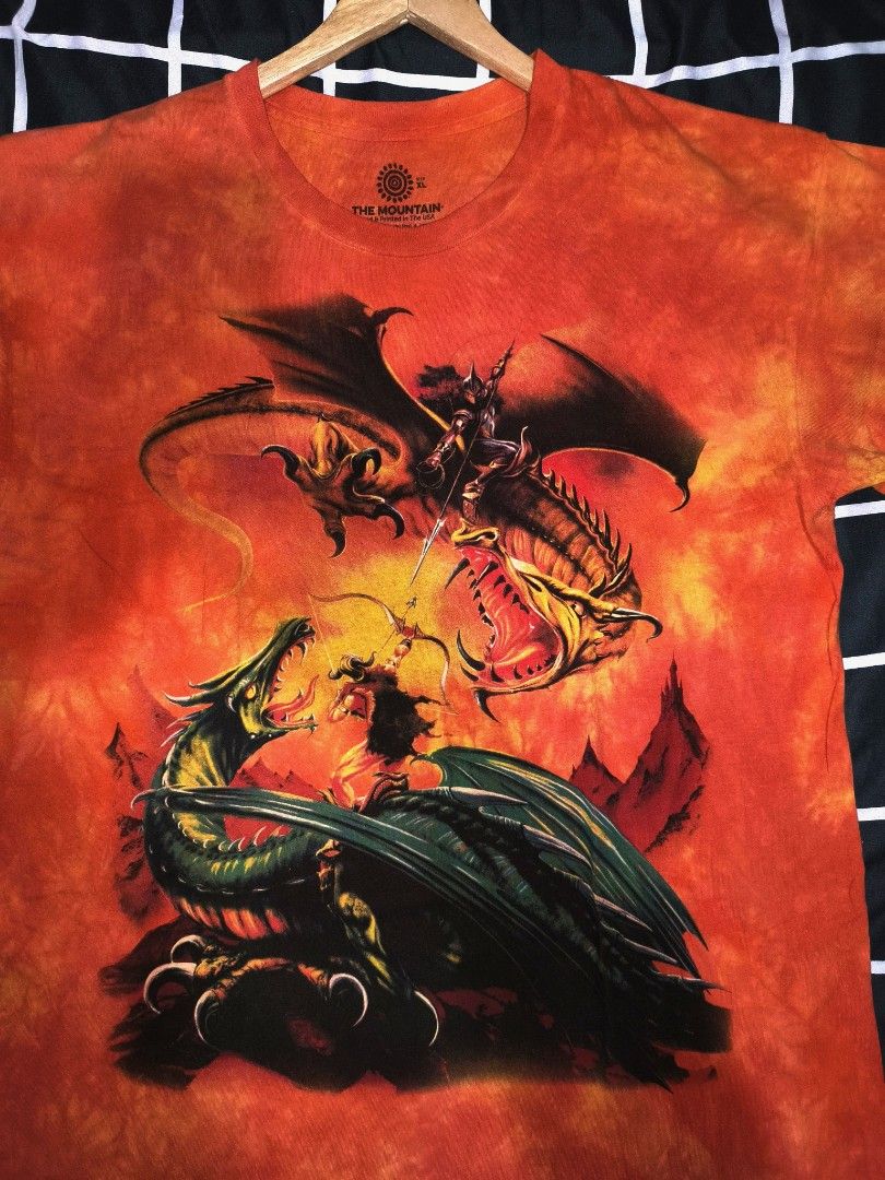 THE MOUNTAIN DUEL DRAGON (Category: Formal Shirts) located in Cagayan de Oro. Submitted by thrift-japanuksurplus (Listing ID 1462794742, Image 1). Description: THE MOUNTAIN DUEL DRAGON ( XXL) W : 24 L : 32 Condition : 9.5/10 Color rate : 9.5/10 ISSUE : ❌❌❌ Authentic ✅ P1500 + SF.