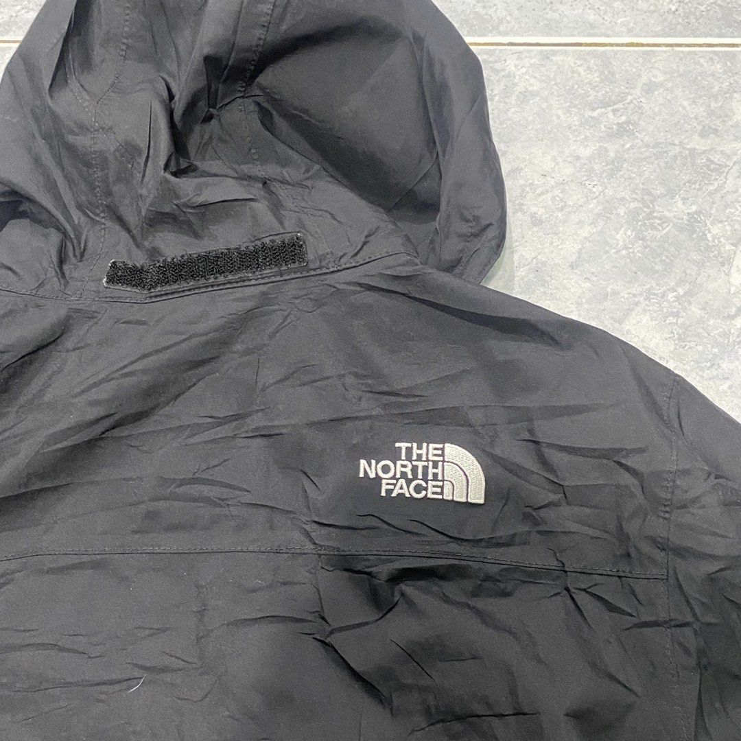The North Face DryVent Black Hooded Jacket (Category: Coats, Jackets and Outerwear) located in Manila. Submitted by jemuelmerluza (Listing ID 1462744863, Image 2). Description: - The North Face black hooded jacket - Features DryVent technology for water resistance - Adjustable velcro cuffs - Hood can be zipped away - Ideal for outdoor activities or everyday wear.