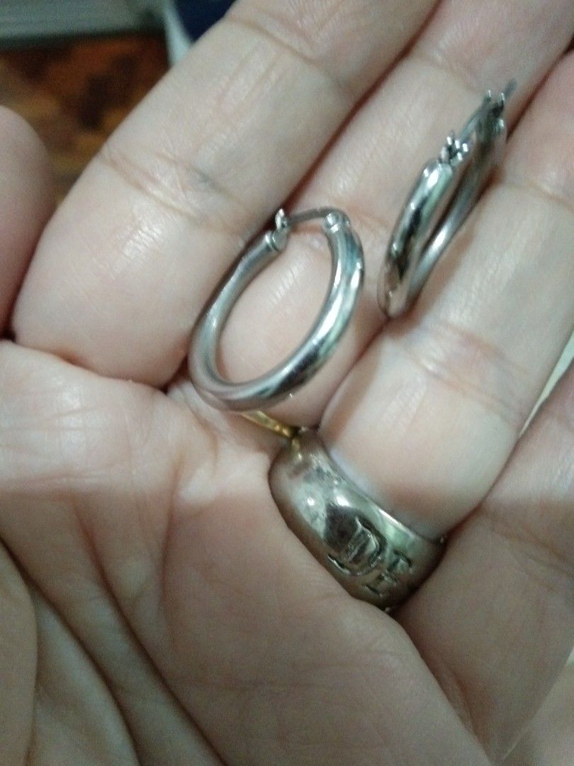 Thick stainless steel Silver Hoop Earrings (Category: Earrings) located in Quezon City. Submitted by eidorableshop (Listing ID 1462687518, Image 2). Description: - Classic silver hoop design - Perfect for everyday wear - Lightweight and comfortable - Easy to put on and take off - Essential addition to your jewelry collection.