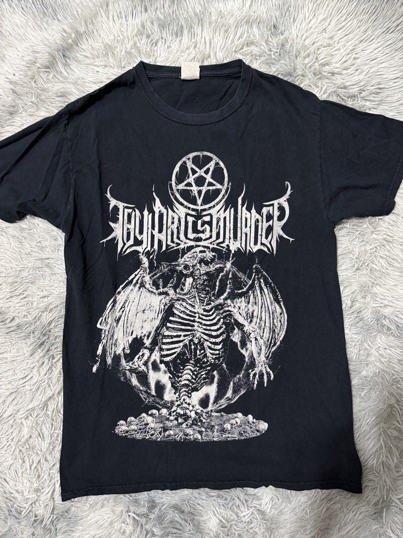 Thy art is murder M (Category: Tshirts & Polo Shirts ) located in Cavite. Submitted by timsiojo (Listing ID 1462882511, Image 1). Description: Dimension L27W19 Good condition Issue pinhole .