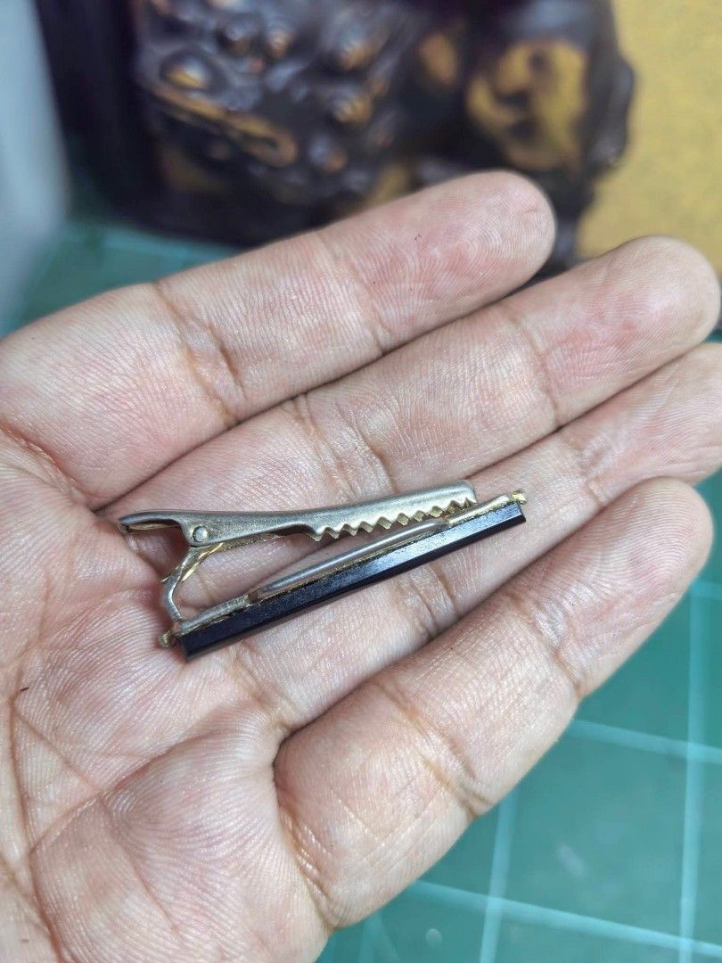Tie Clip (Category: Ties) located in Cebu City. Submitted by dudes_villanueva (Listing ID 1462818823, Image 2). Description: Tie Clip - Black Onyx 📌 In excellent condition..