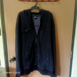 (Category: ) located in . Submitted by yaaaaaj- (Listing ID 1462718414, Image 1). Description: .