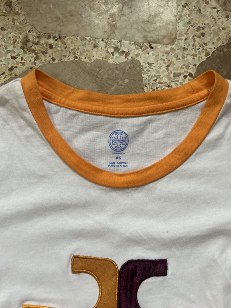 Tory Burch T-shirt Womens (Category: Shirts) located in Davao. Submitted by master.mnd (Listing ID 1462761020, Image 3). Description: Xs to small As new No issue Legit.