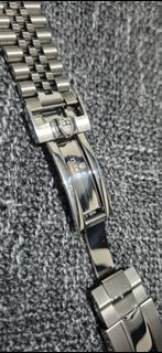 (Category: ) located in . Submitted by supremefinds (Listing ID 1462839844, Image 1). Description: .