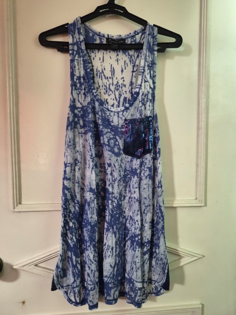 Twenty One - Beach Top (Large) (Category: Sleeveless) located in Las Pinas. Submitted by ajbash (Listing ID 1462722172, Image 1). Description: .
