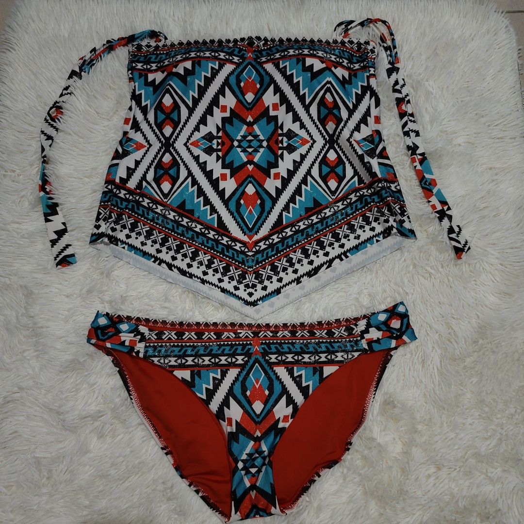 Two piece by Becca (Category: Bikinis & Swimsuits) located in Bacoor. Submitted by sayd17 (Listing ID 1462763404, Image 3). Description: Becca by Rebecca Virtue used once.