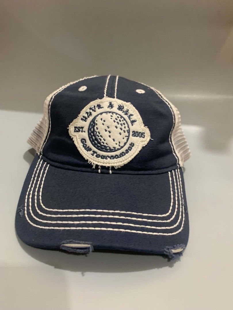 Ukay trucker hats (Category: Caps & Hats) located in Cauayan City . Submitted by cuzthriftshop (Listing ID 1462735579, Image 1). Description: ukay trucker hats not brandnew.
