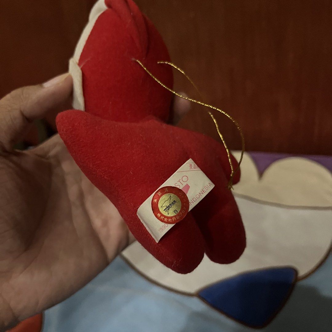 Ultraman plush toy mascot (Category: Plushies & Soft Toys) located in Samal. Submitted by thatsodd (Listing ID 1462866854, Image 2). Description: .