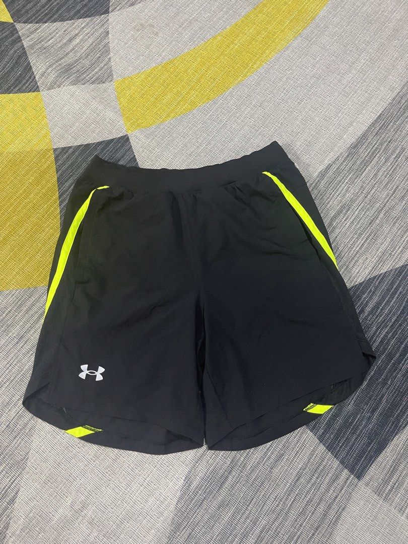 Under armour mens running short (Category: Shorts) located in Taytay. Submitted by ekselentekondisyon (Listing ID 1462832246, Image 1). Description: Under armour mens running short Drifit Small-medium on tag W-28-33 L-16 W/lace W/inner Leg opening-12 Taytay rizal location.