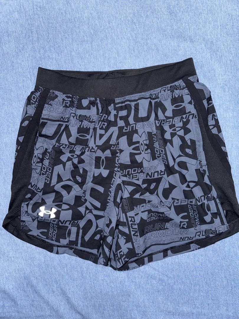 Under Armour running (Category: Activewear) located in Daraga. Submitted by cariboy_1125 (Listing ID 1462738763, Image 2). Description: S on tag 26-34 x 15 via tape measure .
