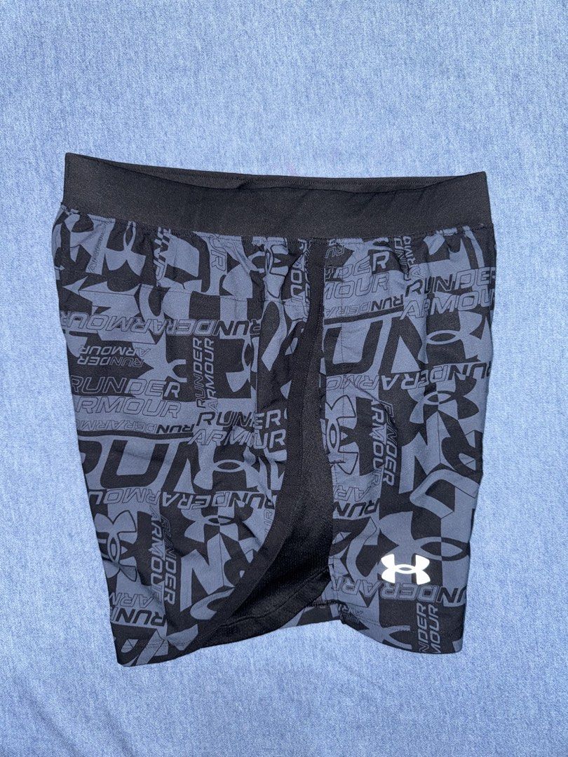 Under Armour running (Category: Activewear) located in Daraga. Submitted by cariboy_1125 (Listing ID 1462738763, Image 3). Description: S on tag 26-34 x 15 via tape measure .