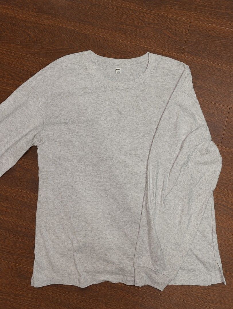 Uniqlo Airism Long Sleeve (Category: Tshirts & Polo Shirts ) located in Manila. Submitted by ilovebrentfaiyaz (Listing ID 1462827444, Image 1). Description: Uniqlo Grey Long Sleeve T-Shirt. Classic, comfortable, and versatile for everyday wear..