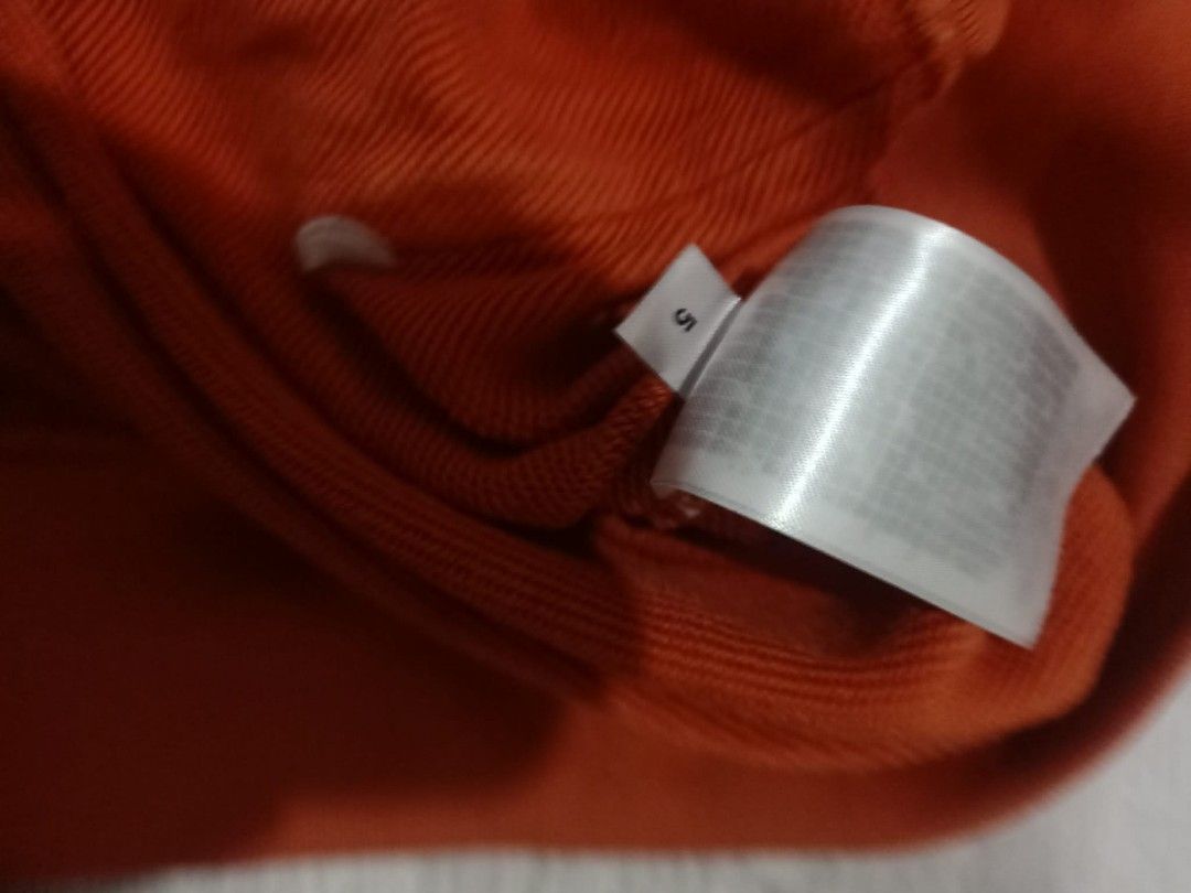 Uniqlo Heavy Cloth Jacket (Category: Luxury Accessories) located in Manila. Submitted by thriftyasher.2601. (Listing ID 1462858376, Image 3). Description: S to M 24 by 26.