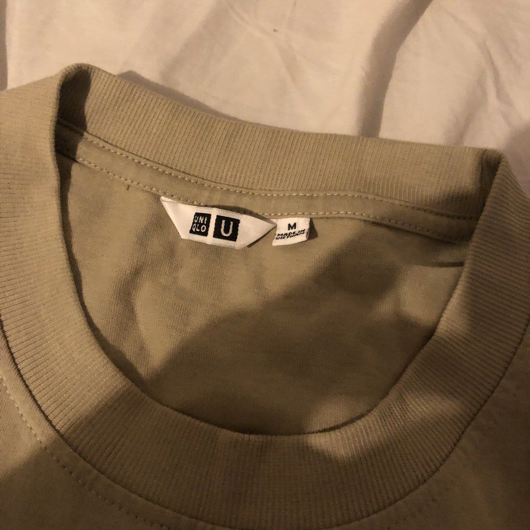 Uniqlo Shirt (Category: Tshirts & Polo Shirts ) located in Angeles City. Submitted by csmcgrl (Listing ID 1462806968, Image 2). Description: — medium — price is negotiable — on hand, no rush shipping 🧾 mop: maribank, maya 🚚 mod: direct jnt 📍loc: angeles city, pampanga .