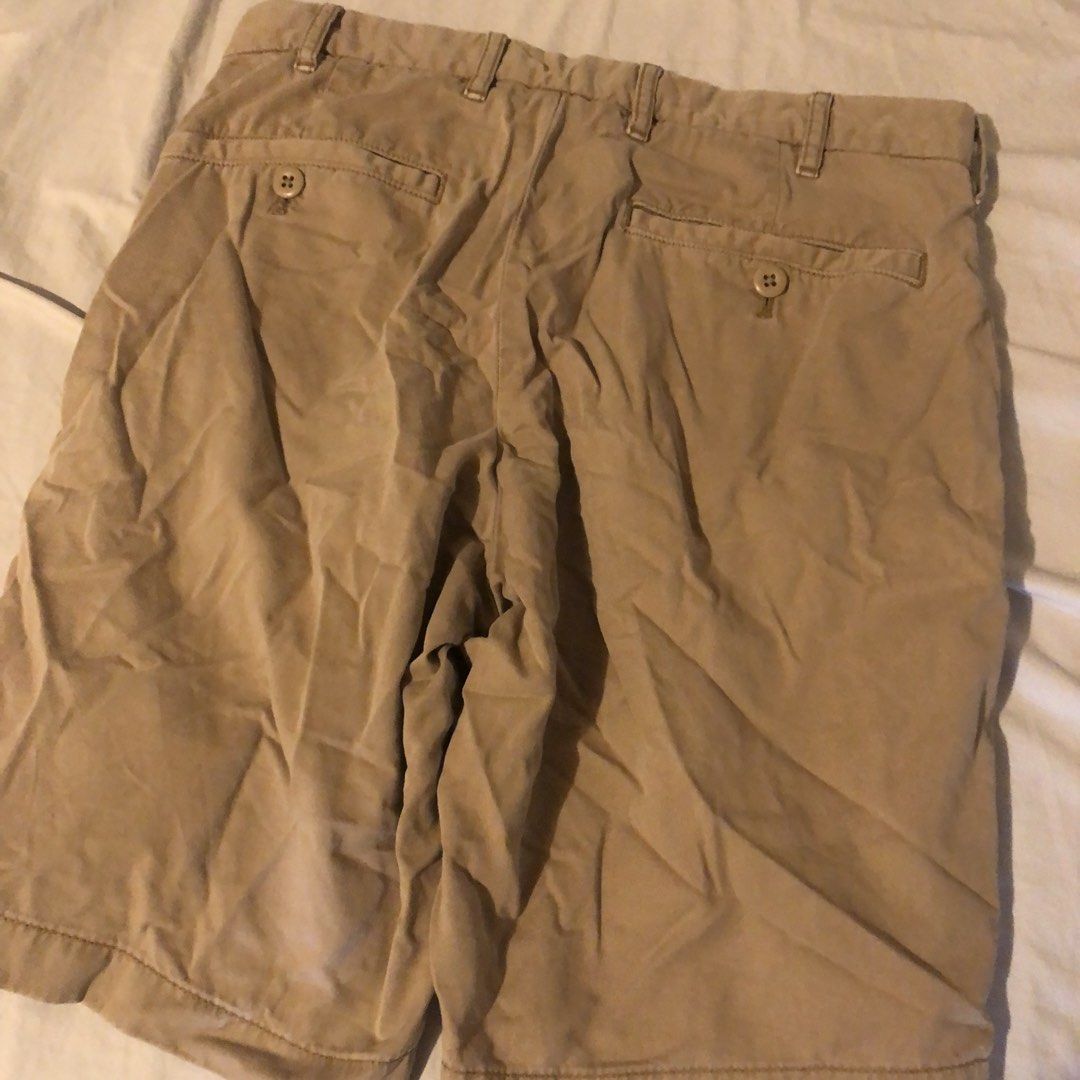 Uniqlo Shorts (Category: Shorts) located in Angeles City. Submitted by csmcgrl (Listing ID 1462807077, Image 2). Description: — Medium — price is negotiable — on hand, no rush shipping 🧾 mop: maribank, maya 🚚 mod: direct jnt 📍loc: angeles city, pampanga .