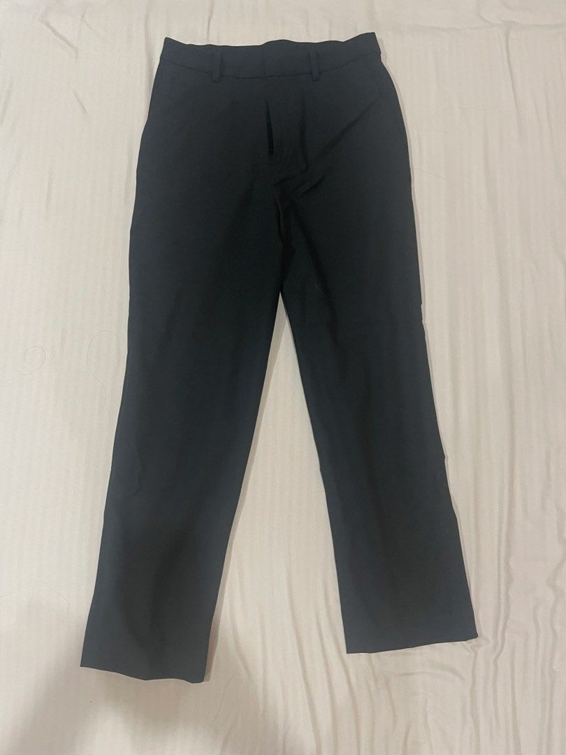 Uniqlo Smart Pants (black) (Category: Other Bottoms) located in Quezon City. Submitted by shiela_m (Listing ID 1462780834, Image 1). Description: - Uniqlo Black Pants - Size: Medium (M) - Waist: 63-69 cm - Hip: 88-94 cm - Material: 66% Polyester, 29% Rayon, 5% Spandex (Body) - Pocket Lining: 100% Polyester - Eco-friendly: Made with recycled polyester fiber - Origin: Made in China.