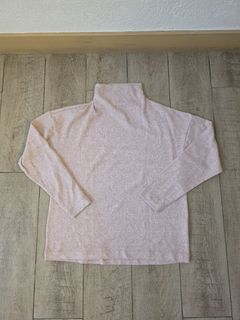 (Category: ) located in . Submitted by preloved_by_mariekondo (Listing ID 1462754681, Image 1). Description: .