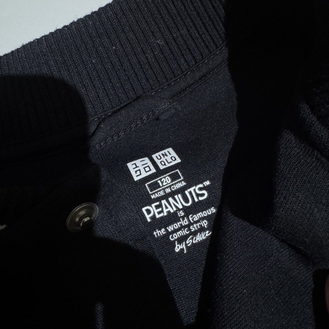 Uniqlo X Peanuts varisty jacket (Category: Babies & Kids Fashion) located in Valenzuela. Submitted by shop.spark.joy (Listing ID 1462884318, Image 3). Description: 16 x 16 in.