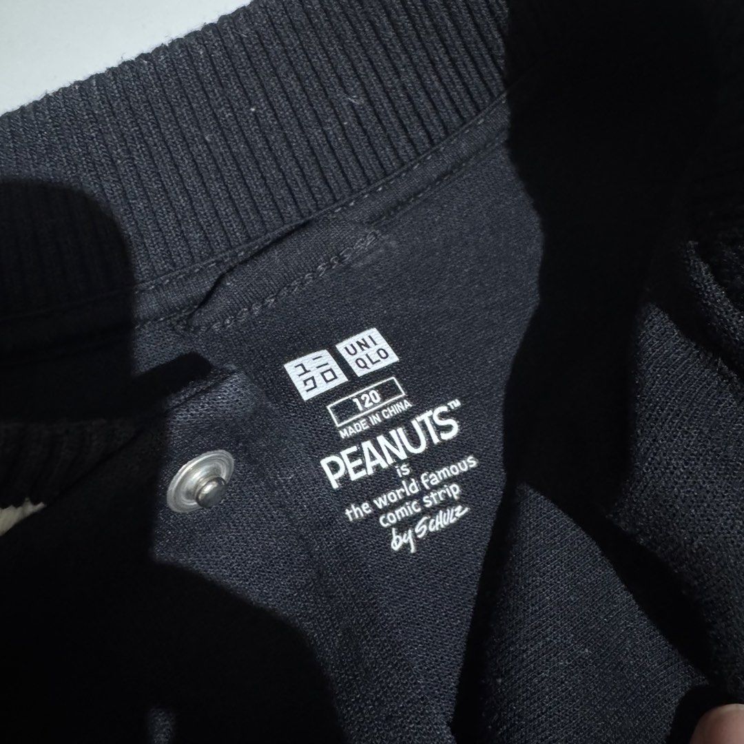 Uniqlo X Peanuts varisty jacket (Category: Babies & Kids Fashion) located in Valenzuela. Submitted by shop.spark.joy (Listing ID 1462884318, Image 2). Description: 16 x 16 in.