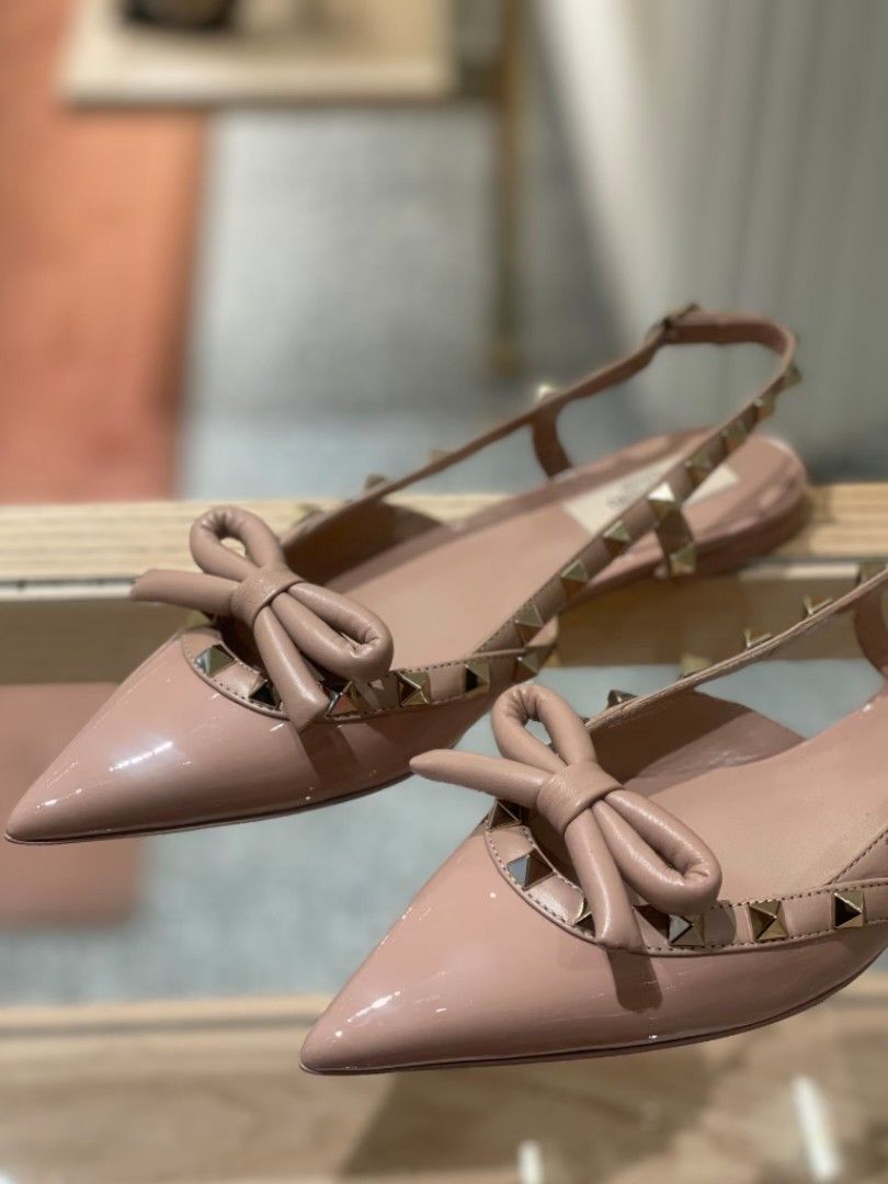 valentino rockstud slingback (Category: Sneakers & Footwear) located in Las Pinas. Submitted by glamdustph (Listing ID 1462760387, Image 2). Description: 💯 authentic eu36 complete inclusions plus sf thank you.