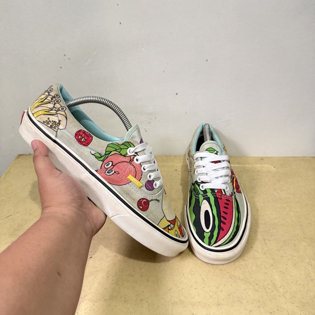 VANS ERA PRINTING BLUE (Category: Sneakers) located in Quezon City. Submitted by sharatraycooo (Listing ID 1462819584, Image 1). Description: VANS ERA PRINTING BLUE US MEN 8.5 US WOMEN 10 EURO 41.