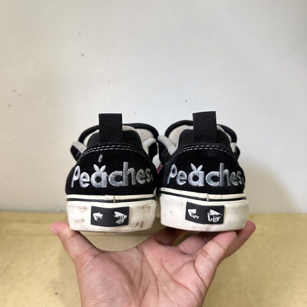 VANS PEACHES x KNU SKOOL BLACKPINK (Category: Sneakers) located in Quezon City. Submitted by sharatraycooo (Listing ID 1462811074, Image 3). Description: VANS PEACHES x KNU SKOOL BLACKPINK US MEN 9.5 US WOMEN 11 EURO 42.5.