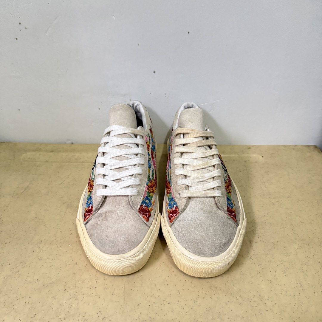 VANS SID DX ANAHEIM FLOWER FLAME (Category: Sneakers) located in Quezon City. Submitted by sharatraycooo (Listing ID 1462818167, Image 2). Description: VANS SID DX ANAHEIM FLOWER FLAME US MEN 9 US WOMEN 10.5 EURO 42.