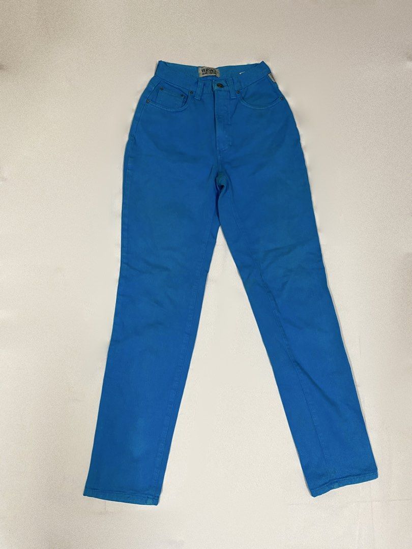 Versace Jeans Couture Blue Denim Jeans (Category: Jeans) located in Manila. Submitted by trans_baddie (Listing ID 1462687855, Image 2). Description: - Authentic Versace Jeans Couture blue jeans - Classic high-waisted fit - Straight leg silhouette - Made from 100% premium cotton denim - Features the iconic Versace Jeans Couture label - Size: 26/40 - A versatile and essential addition to your wardrobe.