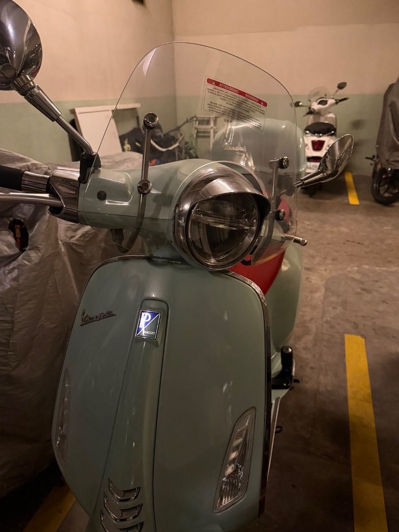 Vespa Primavera Scooter with Top Box (Category: Motorbikes for Sale) located in Caloocan City. Submitted by cg031 (Listing ID 1462788221, Image 3). Description: Light blue Vespa Primavera scooter. Comes with a matching top box and a red seat. Has a windscreen. Ready for your next ride. Great for city commuting..