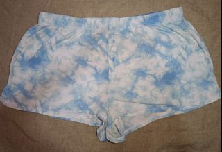 (Category: ) located in . Submitted by ukay_thriftybylj (Listing ID 1462821264, Image 1). Description: .